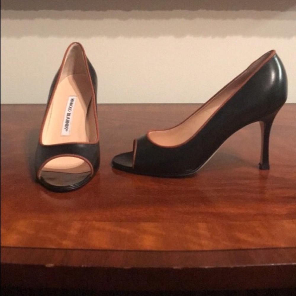Manolo Blahnik (Authentic)